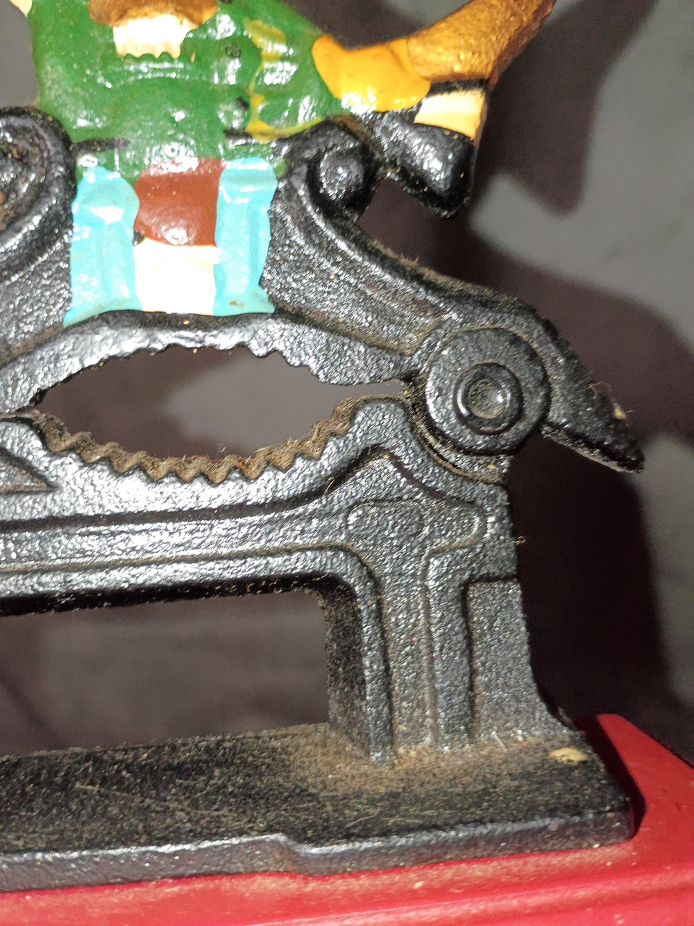 Vintage Cast Iron Paul Revere Nutcracker With Red Wood Base 7x5.5 In EUC - Picture 9 of 13